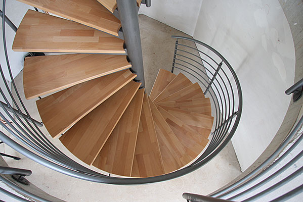 WEKO Treppen - Spindeltreppe Stahlholztreppen